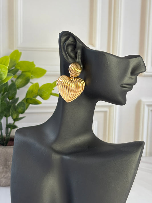 Aretes Corazón Dorado